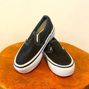 Vans Kids black and white slip on